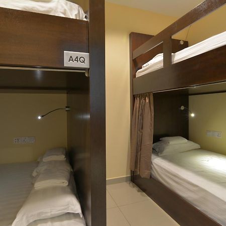Sri Enstek Hotel Klia, Klia 2 & F1 Sepang Ngoại thất bức ảnh