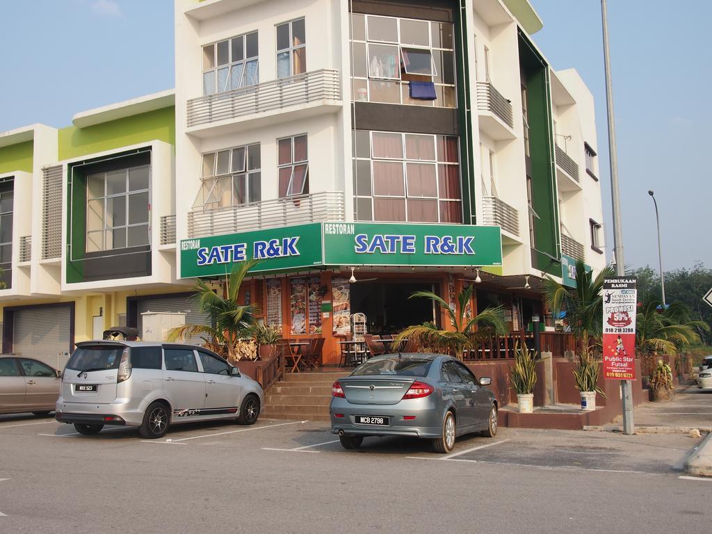 Sri Enstek Hotel Klia, Klia 2 & F1 Sepang Ngoại thất bức ảnh