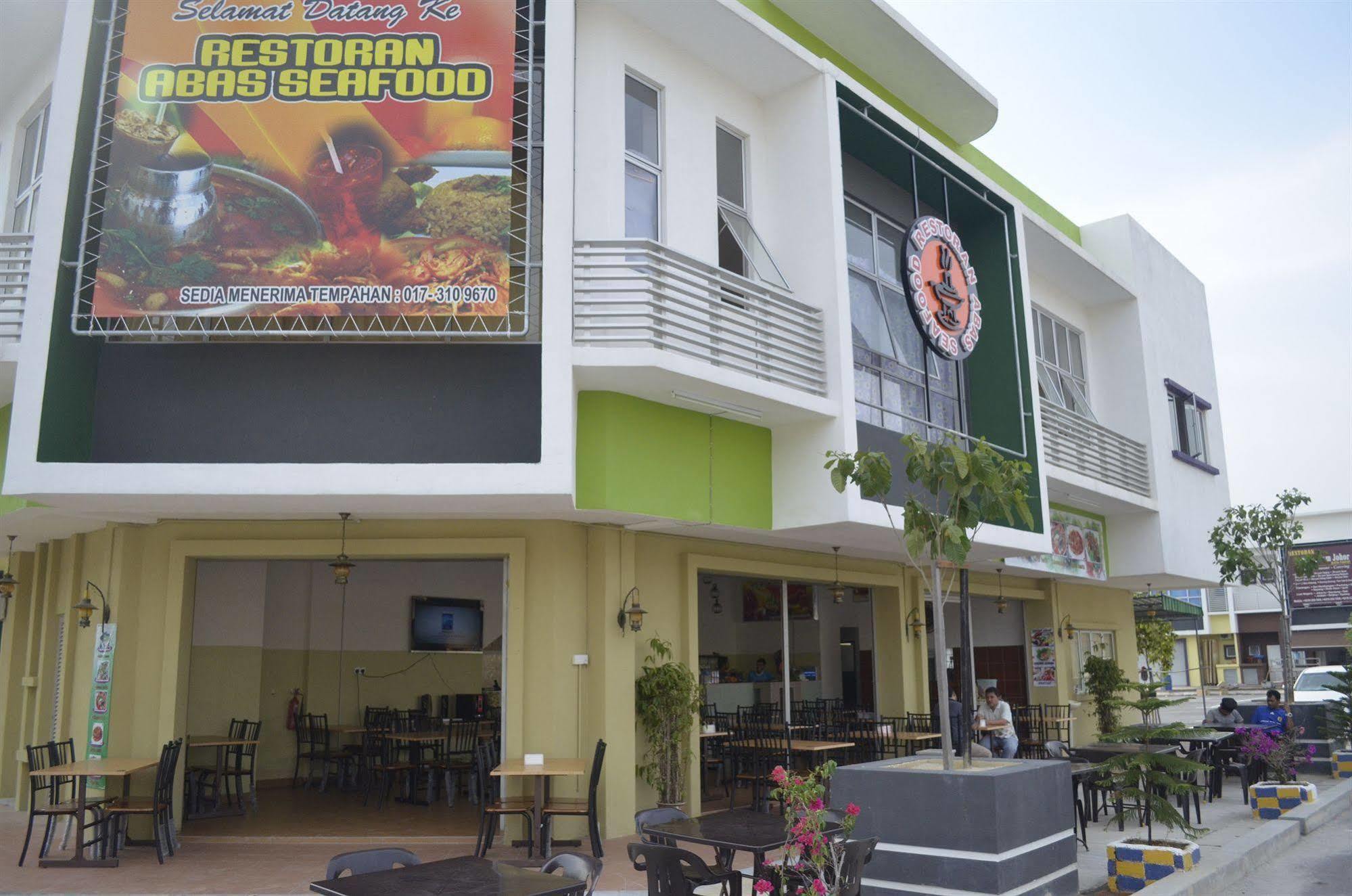 Sri Enstek Hotel Klia, Klia 2 & F1 Sepang Ngoại thất bức ảnh